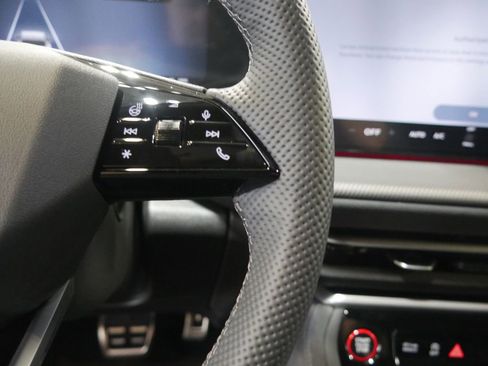 New 2026 Audi SQ5 Premium Plus image 40