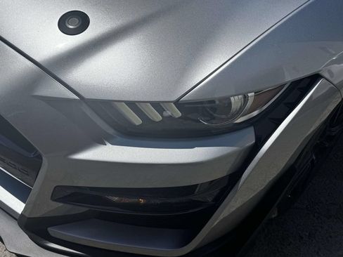 Used 2021 Ford Mustang Shelby GT500 w/ Technology Package RWD image 8