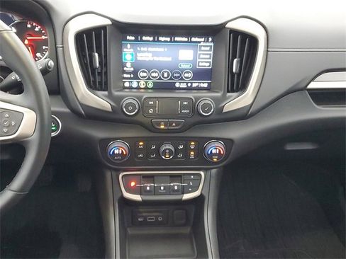 Certified 2024 GMC Terrain Denali w/ Denali Premium Package image 15