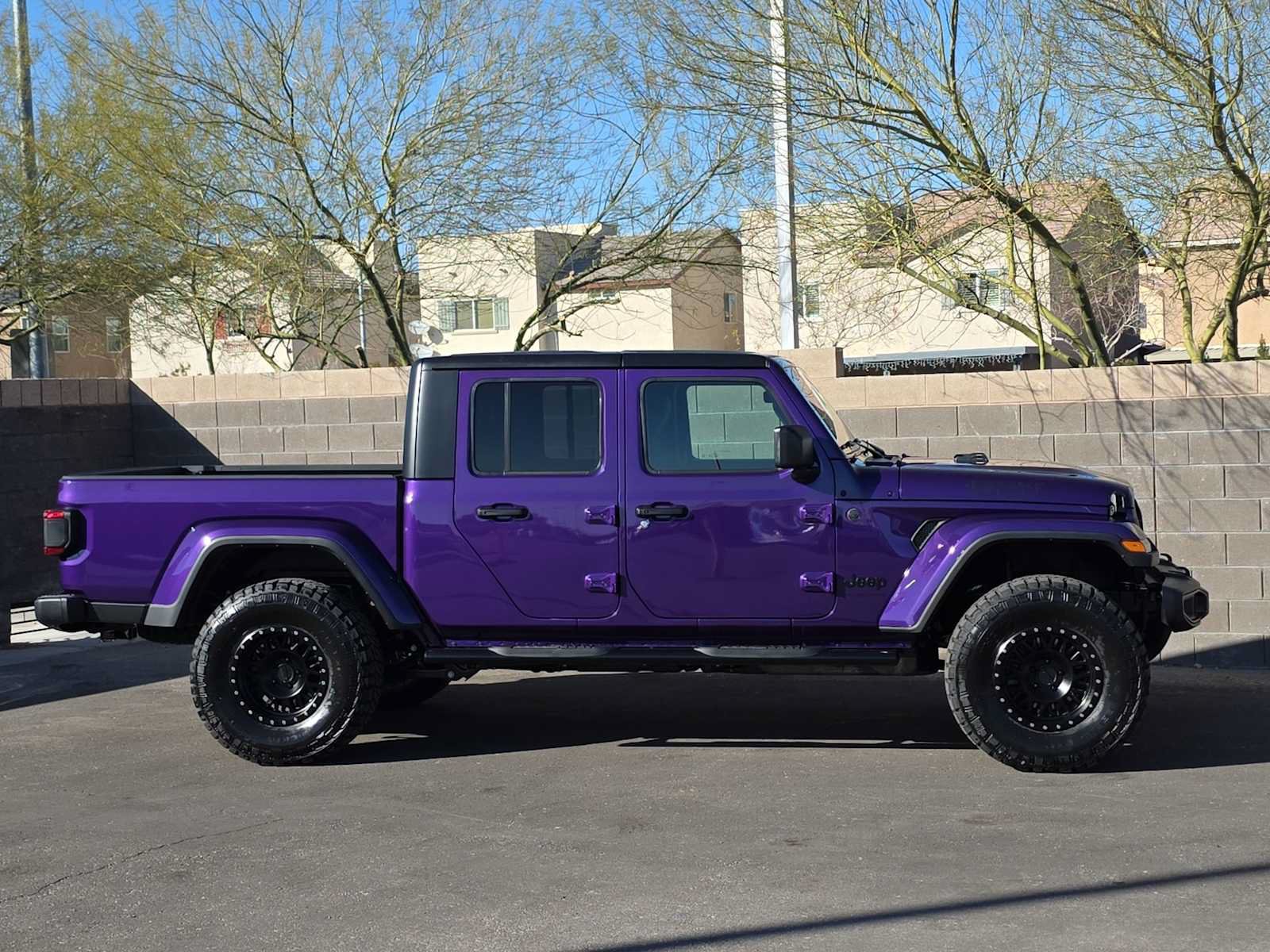 New 2026 Jeep Gladiator Sport AWD/4WD image 10