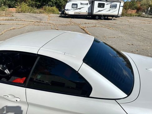 Used 2020 BMW M4 Convertible image 18