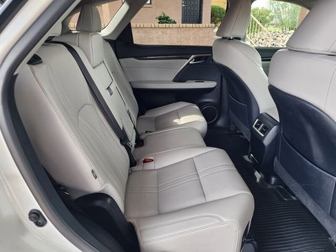 Used 2022 Lexus RX 350L Luxury image 77