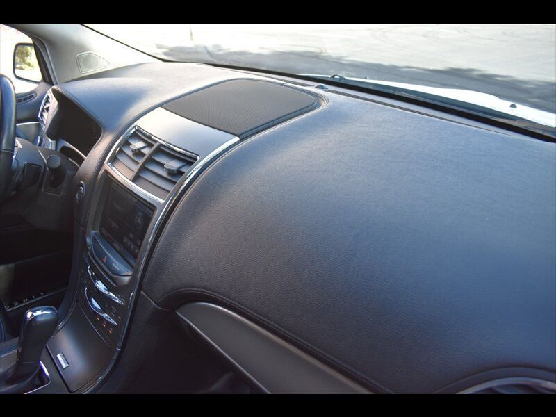 Used 2013 Lincoln MKX AWD image 36
