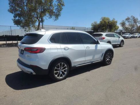 Used 2023 BMW X5 xDrive40i w/ Premium Package AWD/4WD image 11