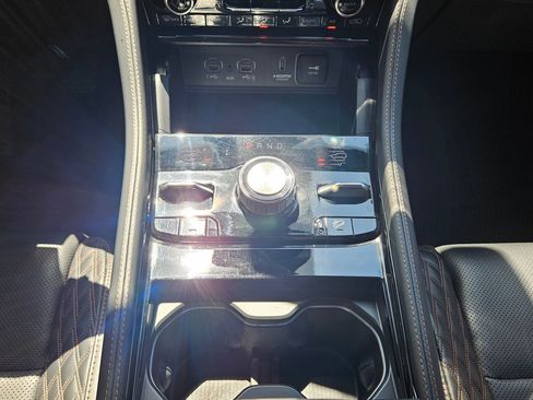 Used 2024 Jeep Grand Cherokee Summit AWD/4WD image 13