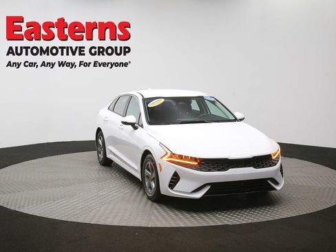 Used 2023 Kia K5 LXS image 47