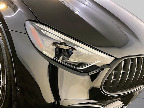 Used 2024 Mercedes-Benz GLC 43 AMG 4MATIC image 27