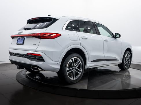 New 2025 Audi Q5 Premium Plus image 4