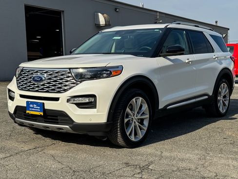 Certified 2021 Ford Explorer Platinum w/ Equipment Group 601A AWD/4WD image 7