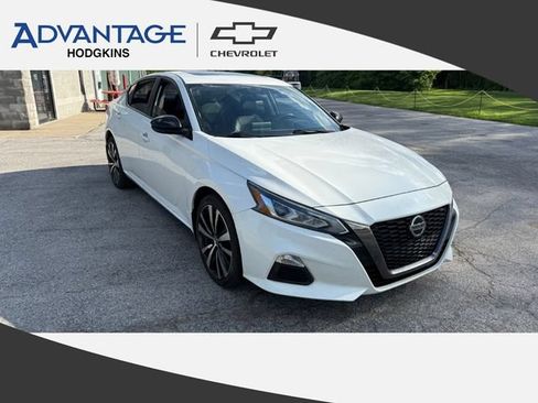 Used 2023 Nissan Altima 2.5 SR w/ SR Premium Package FWD image 1