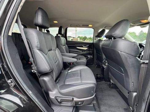 Used 2022 Subaru Ascent Limited AWD/4WD image 14