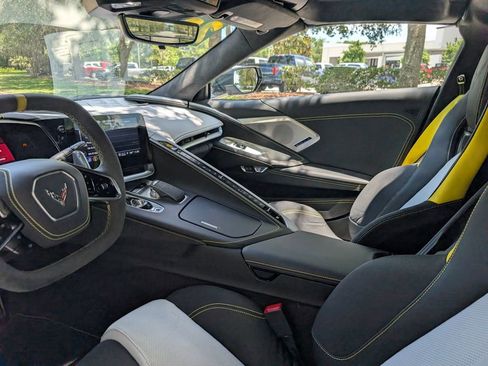 Used 2022 Chevrolet Corvette Stingray Premium Cpe RWD image 19