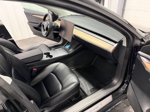 Used 2023 Tesla Model 3 Performance image 12