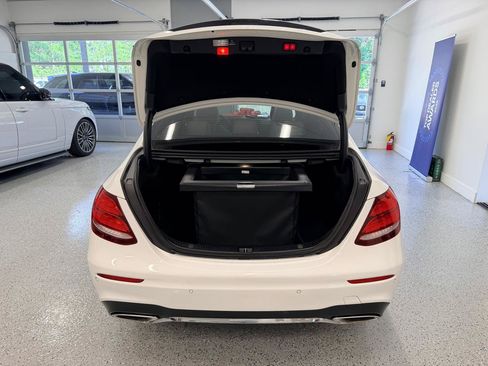 Used 2018 Mercedes-Benz E 300 image 23
