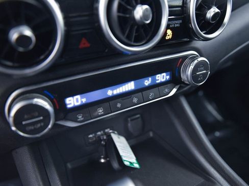 Used 2021 Nissan Sentra SV image 23