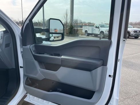 New 2026 Ford F250 XL image 54