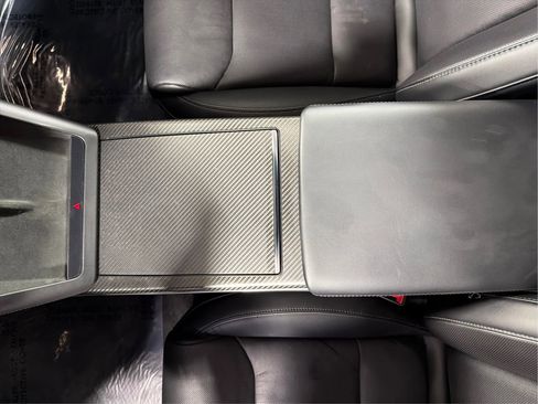 Used 2022 Tesla Model S Plaid image 14