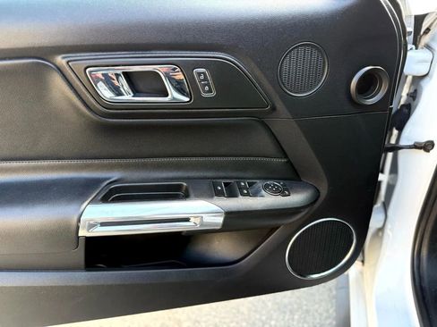 Used 2016 Ford Mustang Premium RWD image 22