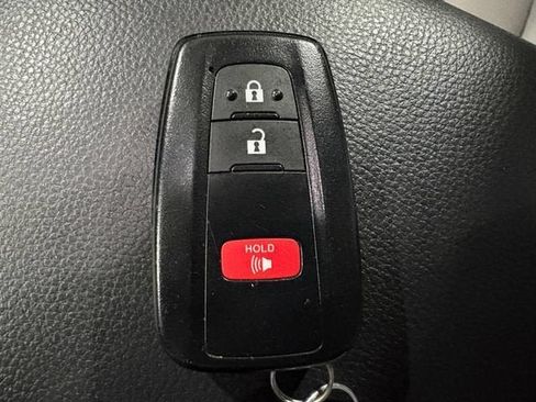 Certified 2025 Toyota RAV4 XLE AWD/4WD image 26
