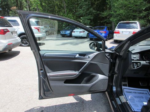 Used 2018 Volkswagen GTI Autobahn FWD image 11