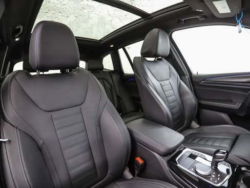 Used 2022 BMW X3 xDrive30i w/ M Sport Package 2 image 32