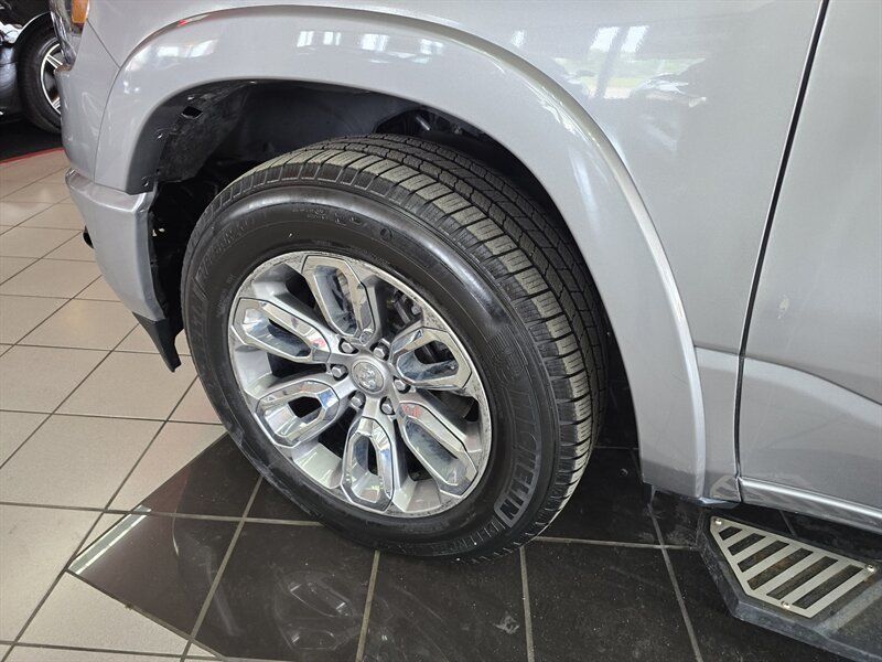 Used 2020 RAM 1500 Laramie w/ Sport Appearance Package AWD/4WD image 45
