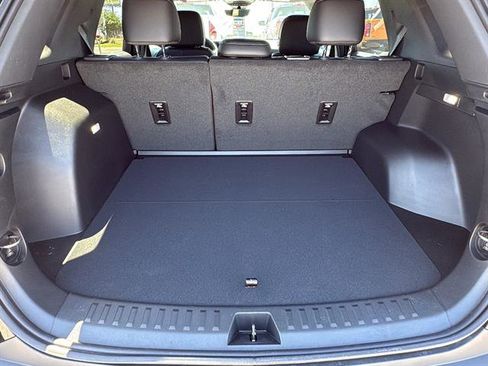 New 2026 Chevrolet Equinox LT w/ Convenience Package II FWD image 17