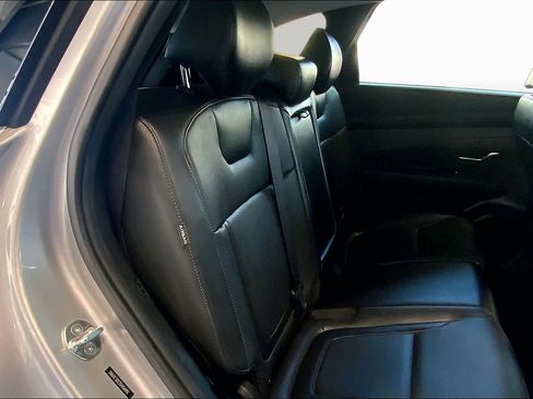 Certified 2025 Hyundai Tucson SEL FWD image 19