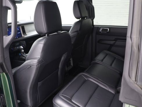 Used 2025 Ford Bronco Outer Banks image 11