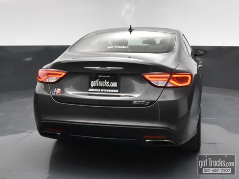Used 2015 Chrysler 200 S w/ Navigation & Sound Group I image 6