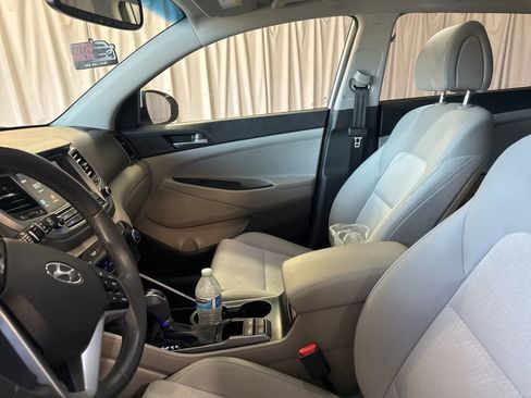 Used 2018 Hyundai Tucson Value FWD image 20