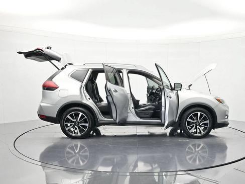 Used 2019 Nissan Rogue SL FWD image 48