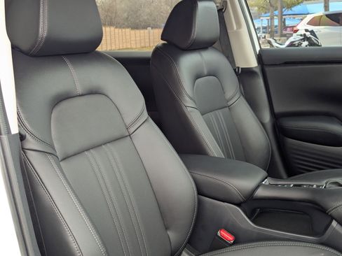 Used 2026 Honda HR-V EX-L image 30