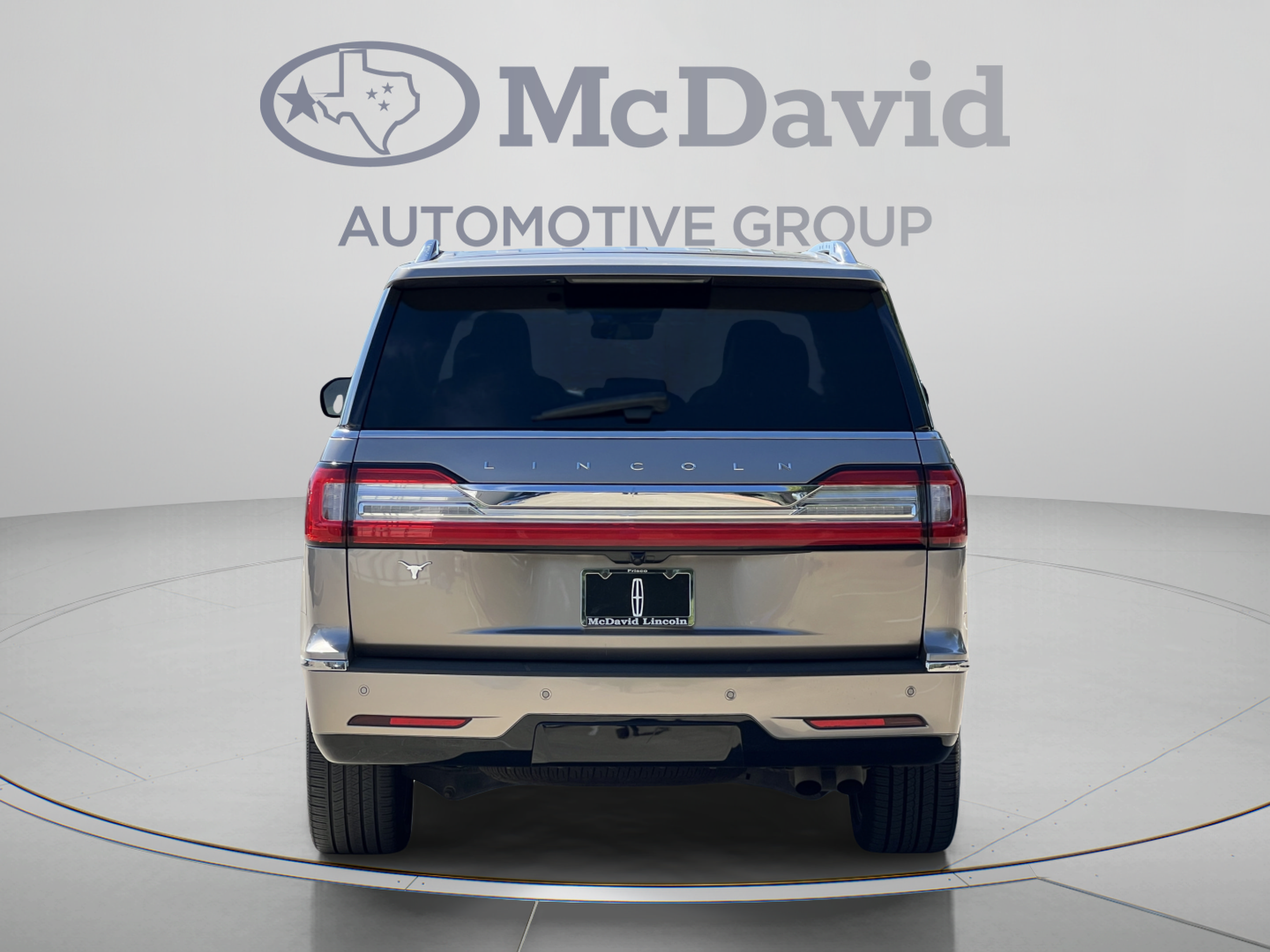 Used 2020 Lincoln Navigator Reserve w/ Luxury Package RWD image 6