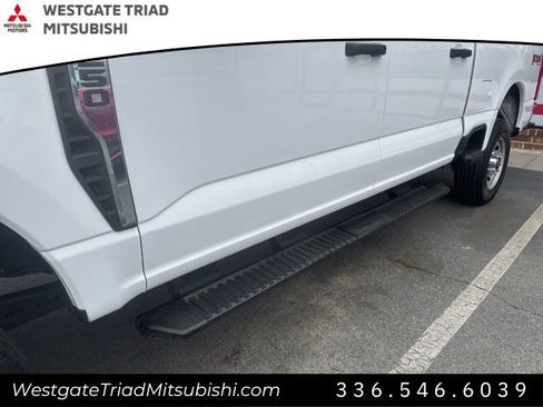 Used 2023 Ford F250 XL w/ FX4 Off-Road Package AWD/4WD image 5