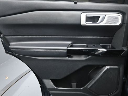 Used 2022 Ford Explorer ST w/ Equipment Group 401A image 23