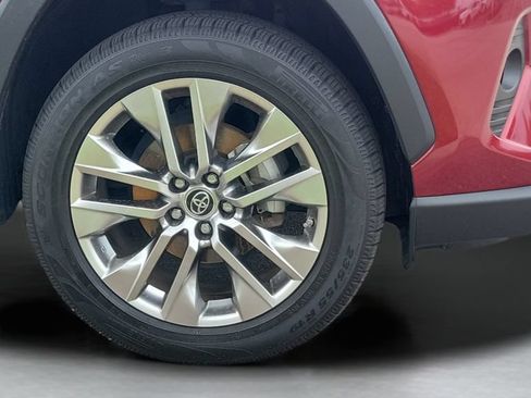 Certified 2019 Toyota RAV4 XLE Premium w/ Advanced Technology Package FWD image 5
