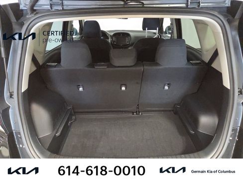 Certified 2025 Kia Soul LX FWD image 21