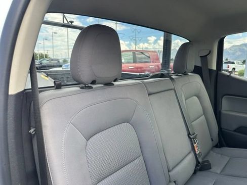 Used 2018 Chevrolet Colorado LT AWD/4WD image 27