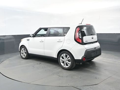 Used 2014 Kia Soul + w/ Primo Package image 3