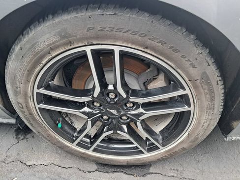Used 2021 Ford Mustang Premium RWD image 9