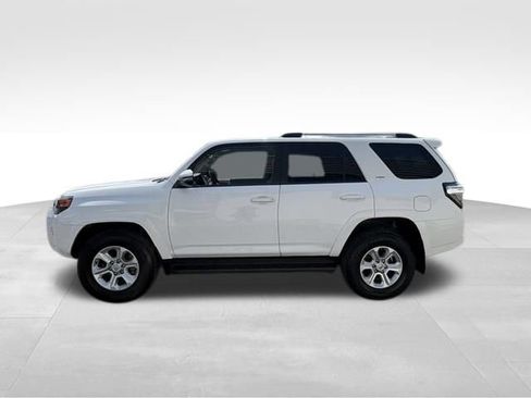 Used 2024 Toyota 4Runner SR5 Premium AWD/4WD image 12