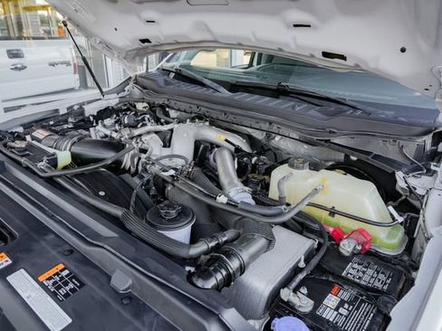 Used 2023 Ford F250 XLT w/ FX4 Off-Road Package image 28