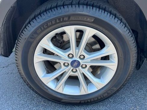 Used 2018 Ford Escape SE FWD image 6