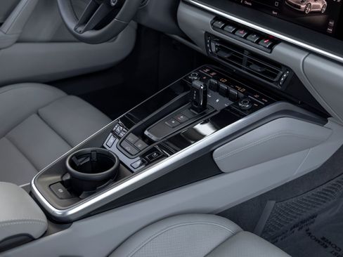 Certified 2022 Porsche 911 Carrera S RWD image 48