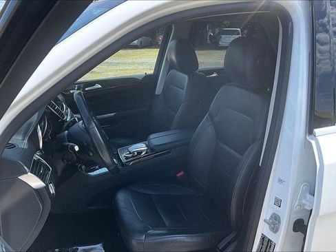 Used 2017 Mercedes-Benz GLE 550e image 9