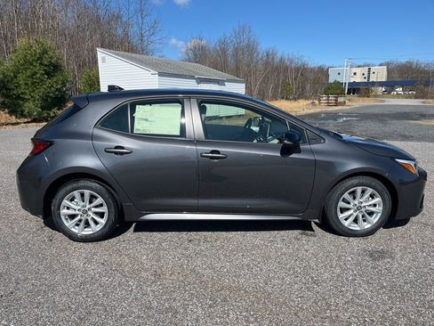 Used 2026 Toyota Corolla SE image 8