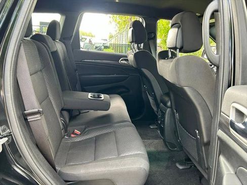 Certified 2022 Jeep Grand Cherokee Laredo E RWD image 42