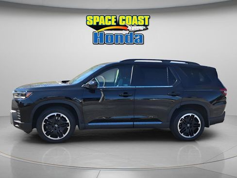 New 2026 Honda Pilot Touring image 4
