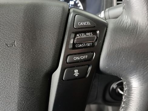 Used 2023 Nissan Frontier SV w/ SV Convenience Package AWD/4WD image 27
